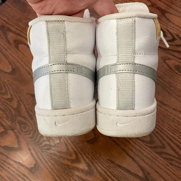 Nike Women’s Royale Court 2 high top sneakers - Picture 10 of 15